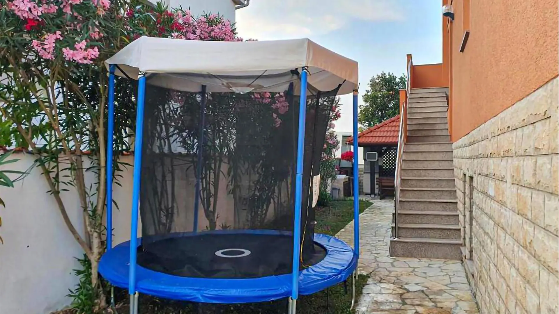 Awesome Apartment In Biograd With Kitchen Biograd Na Moru